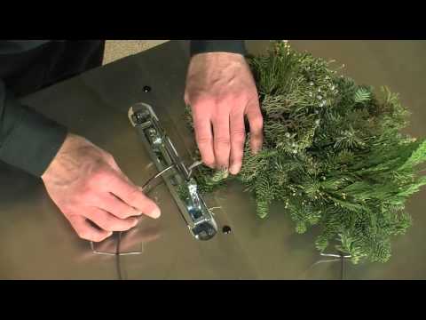 download lagu mp3 mp4 Christmas Wreath Crimper, download lagu Christmas Wreath Crimper gratis, unduh video klip Christmas Wreath Crimper