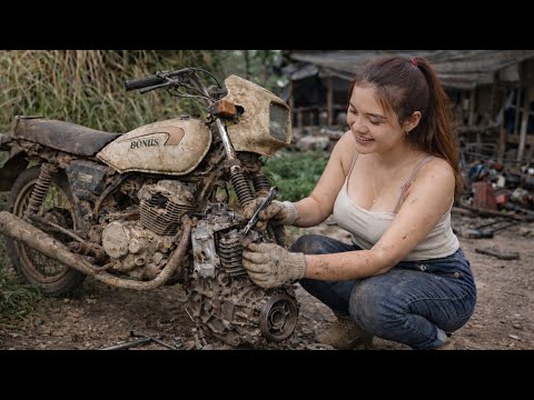 Full Restoration of an Abandoned SYM Bonus Motorcycle by a Female Mechanic