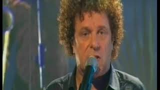 Moonlighting, Leo Sayer Band