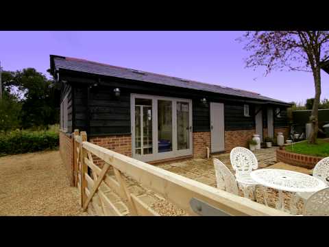Tinklertastic - Bull Farm Studios self catering accommodation. Winchester Hampshire