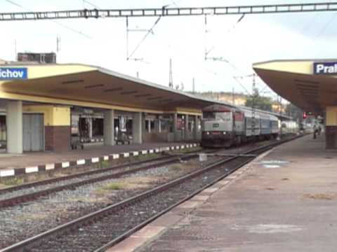 749.107 na čele R 1255 - Praha Smíchov - 29.7.2012.