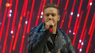One Direction &quot;Steal My Girl&quot; Live Performing-The X Factor