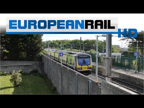 Iarnród Éireann Irish Rail Commuter 29000 DMU 29026 calls at Howth Junction & Donaghmede Station