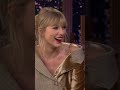 Taylor Swift reacts to footage her mom took post laser eye surgery 🍌🤣 #shorts