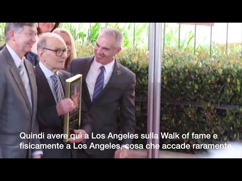 Ennio Morricone e la stella sulla Walk of Fame. Tarantino: 