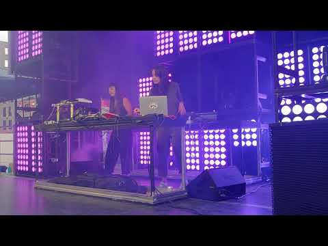 MUTEK Festival Montreal 2021/ Claire and Alicia Hush