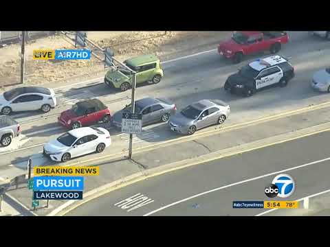 4/24/2019 - (2) - Crazy Los Angeles Police Chase - Domestic Abuse Suspect  Takes Hostage - Foot Bail