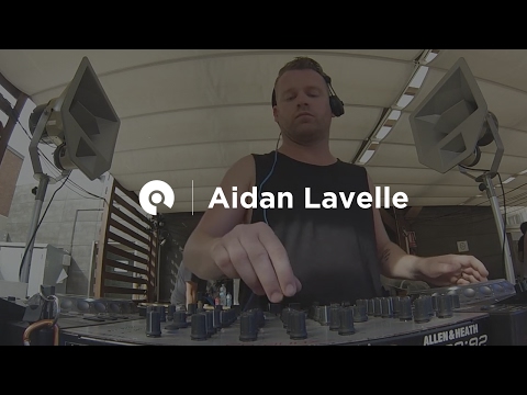 Aidan Lavelle Live @ My Favorite Robot Crossing Wires, OFF BCN 2014