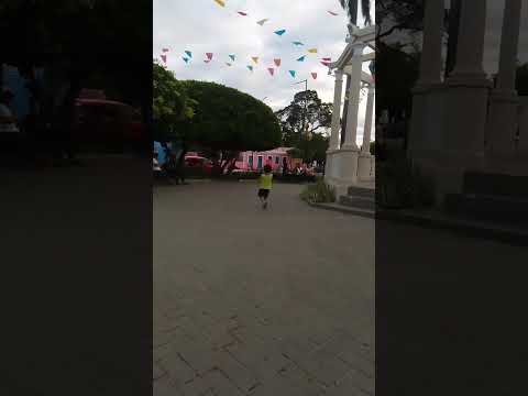 Esse menino é Alegre e tem muita Energia.. Kemuel... Pilar -PB