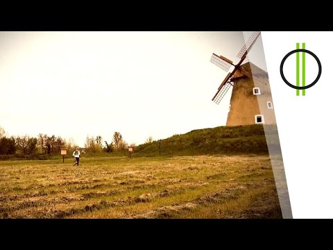 A felújított kengyeli szélmalom – és Don Quijote