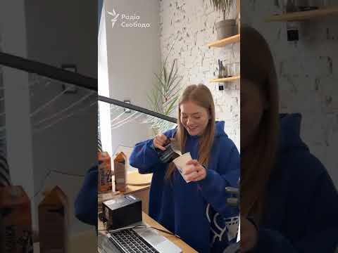 Sprzedawczyni z kijowskiej kawiarni,