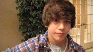 &quot;One Less Lonely Girl&quot; Justin Bieber cover by Austin Mahone with lyrics