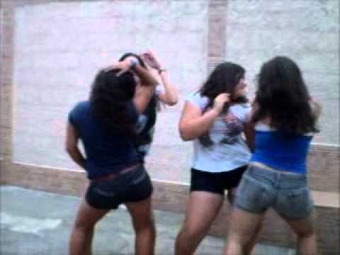 4 amigas e o Gangnam Style