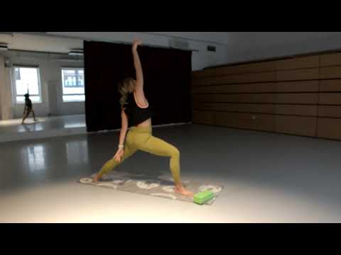 ON STAGE gegen CORONA - YOGA & STRETCHING mit JENNY