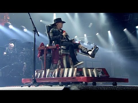 AC/DC debutó en Lisboa con Axl Rose en la voz