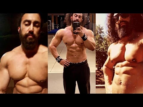 Big Tall Bearded Muscle Daddy Daily Flexing