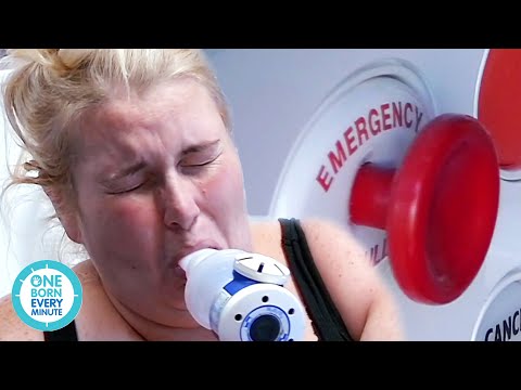 EMERGENCY CREW Assists With High Stakes Delivery! | One Born Every Minute