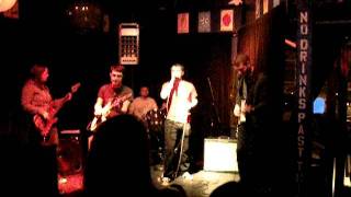 Seas to Skylines - Amelia LIVE at El Corazon (Poor Quality)