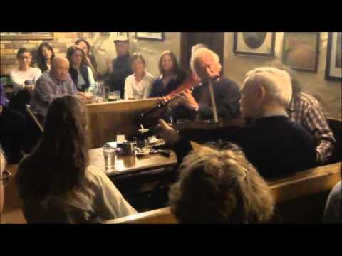 Music Session @ Gus O'Connor's Pub, Doolin
