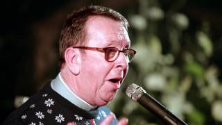Father Ray Kelly - "Little Drummer Boy" (From The DVD "A Christmas Concert In The Heart Of Ireland"
