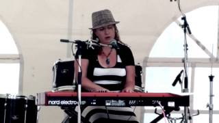 Alanna George @ Garage Band Alley Ottawa 2014