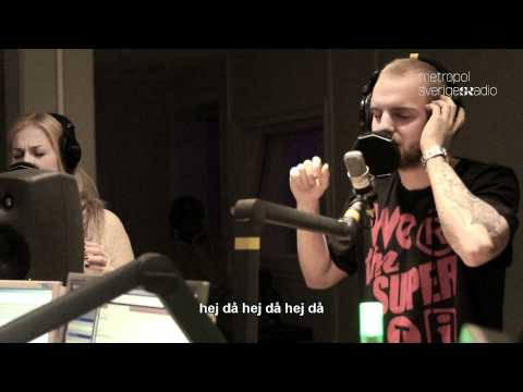 Avsnitt 28: Johan Alander kör Punkt live - Kärleksattackens webbteve