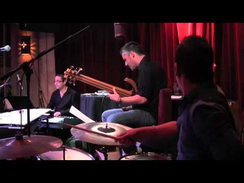 Alfredo Chacon Groove @ VAN DYKE - MANUEL ORZA BASS SOLO in Madrid at Night