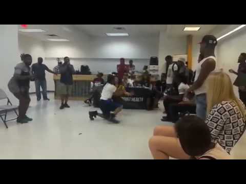 Axelle Prodigy Dynamite VF ota