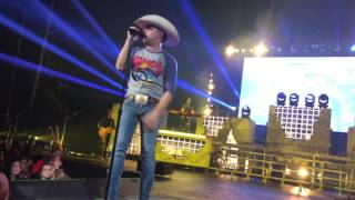 &quot;More Middle Fingers&quot; by Justin Moore on the American Made Tour