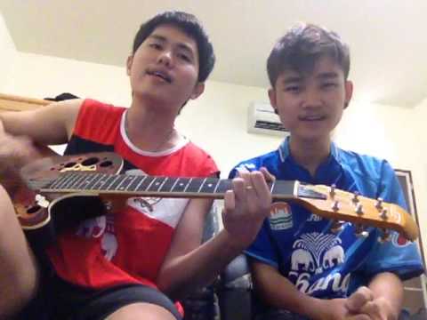 Cover ไกลแค่ไหนคือ ใกล้ covers Tacky and Jay