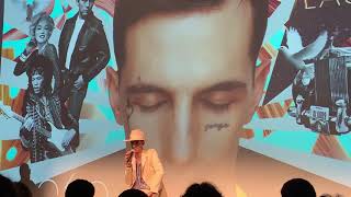 Achille Lauro presenta 1969 e parla di Rolls Royce a Sanremo 2019