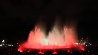 preview picture of video 'Fuente Mágica de Montjuic - Barcelona - Magic Fountain of Montjuic.'