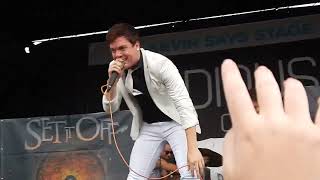 I&#39;ll Sleep When I&#39;m Dead - Set It Off live | Warped Tour