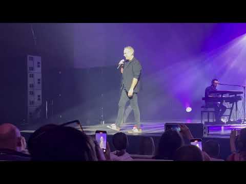 Garou - Belle (Prague 2023-10-31)