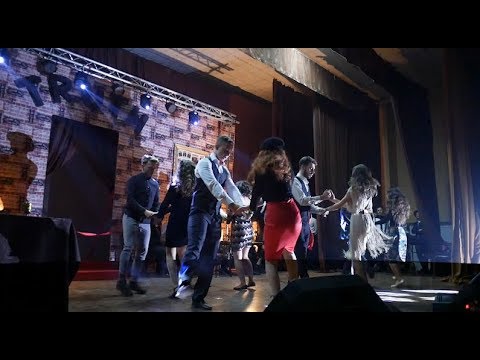 Primul dans al mafiei - balul bobocilor la Ineu 2017