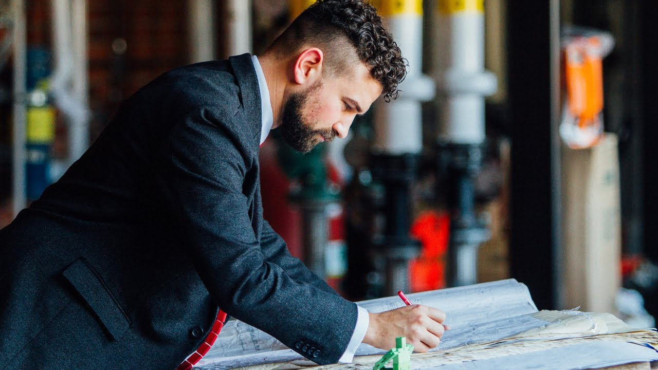 Justin Rudy Gleason, ’16, M.B.A ’18, M.Arch ’18  - 2020 Kent State Alumni Award Recipient