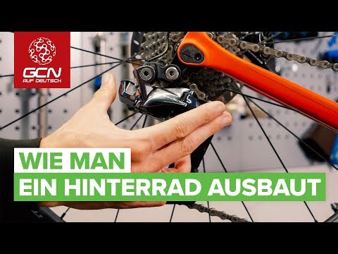 Wie man ein Hinterrad aus- und wieder einbaut