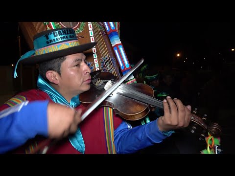 Purita alba Accion de coracora vs apu ccarhuarazo. Danzante de tijera ayacucho 2025