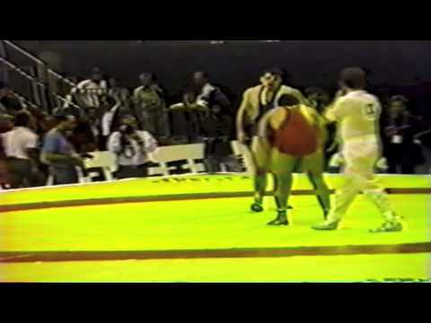 1990 Senior World Championships: 100 kg Jafr Khodaei (IRI) vs. Stoyan Nentchev (BUL)