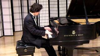 Beethovens 5th Symphony played on piano by Ben Mor