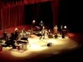 Hugh Laurie & The Copper Bottom Band ("Kiss ...