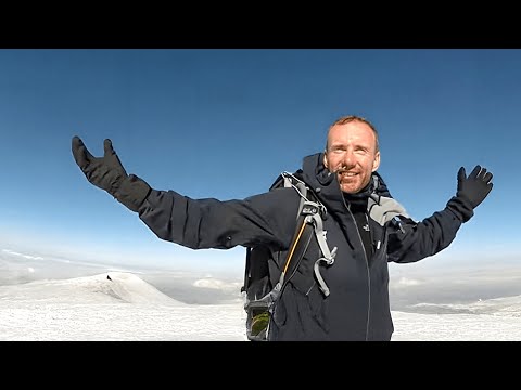 This Everest Climber is Already Dead, He Just Doesn’t Know it Yet