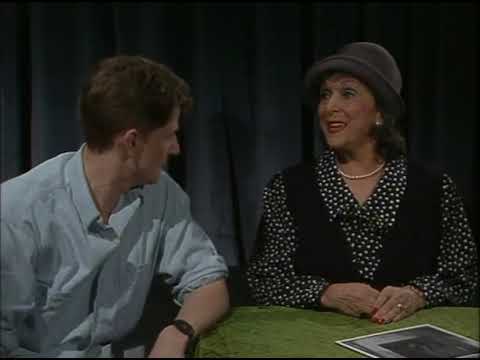 Home to Roost S03E05 Crime Watch