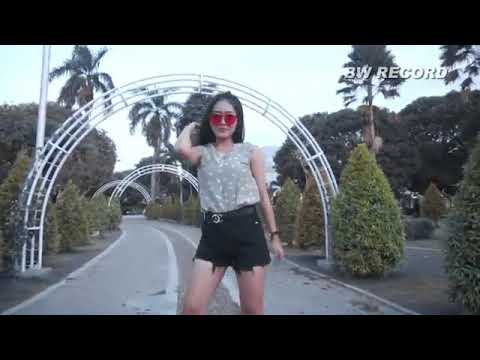 VITA ALVIA - hoax (official music video)