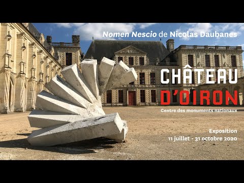 Exposition Nomen Nescio de Nicolas Daubanes au château d'Oiron, centre des monuments nationaux