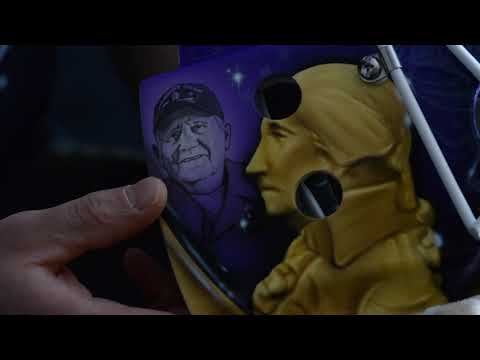 [UTI] Richard Bachman's Purple Heart mask