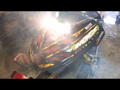 01 Ski-Doo MXZ 500 Snowmobile speedometer drive cable guard