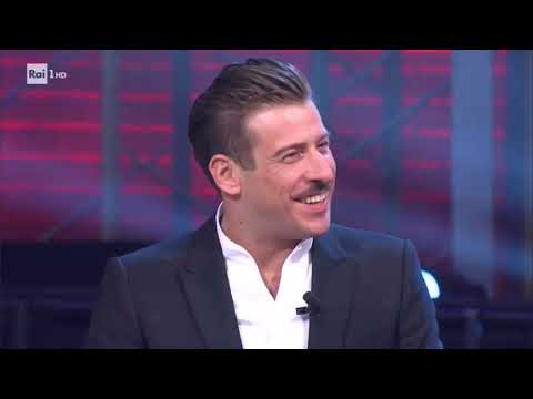 Video per il significato della canzone Viceversa di Francesco Gabbani