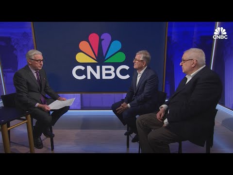 Dimensional's David Booth and filmmaker Errol Morris on investing documentary 'Tune Out the Noise'