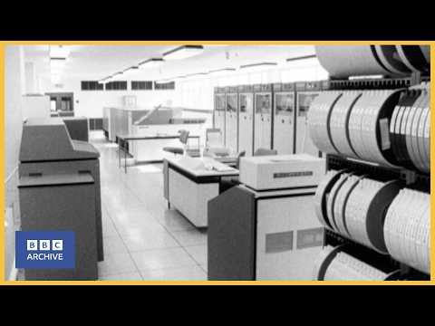 1969: Computer Banking and the end of Cash | Tomorrow's World | Retro Tech | BBC Archive